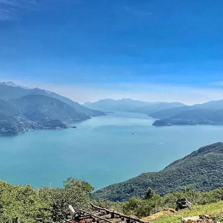 Blue Апартаменты Аккуазериа